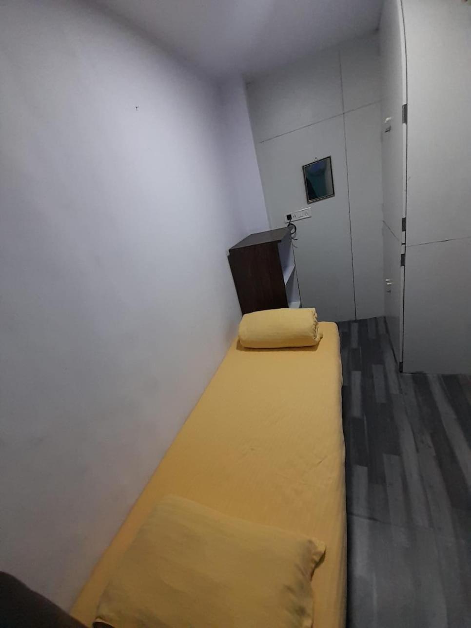 Sinhassan Dormitory Hostel Juhu Mumbai Luaran gambar